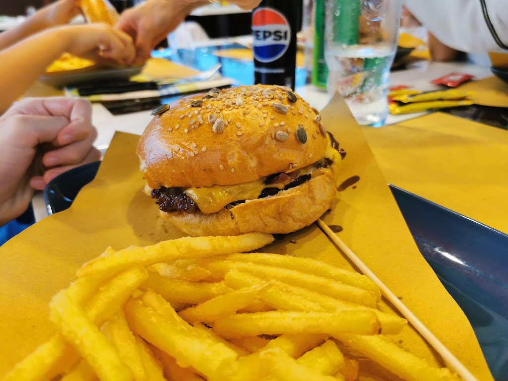 Hamburgeria dei fratelli Lombardi 20.20