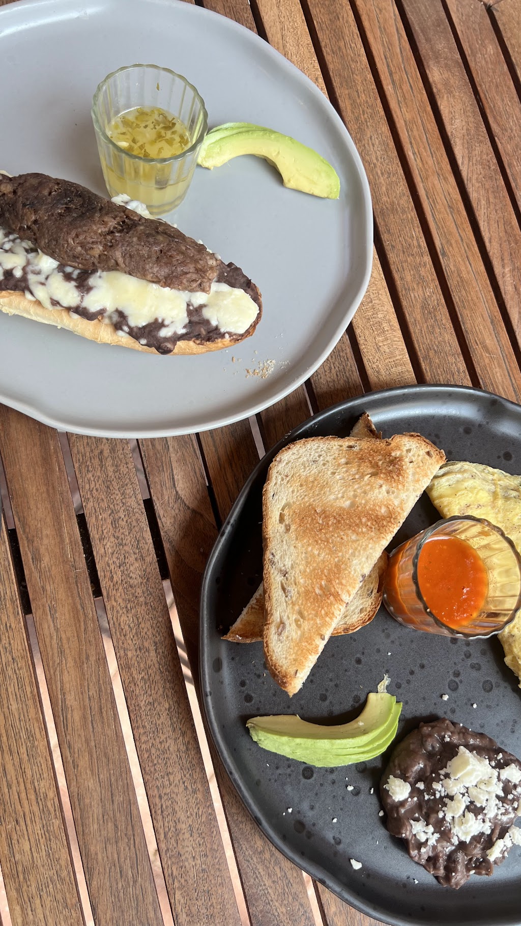 Buru Bistro & Bakery