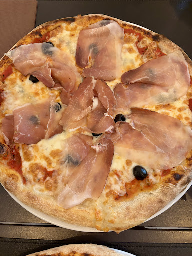 Restaurant & Pizzeria le F
