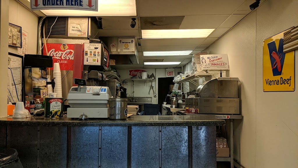 Snappy's Dogs & Burgers