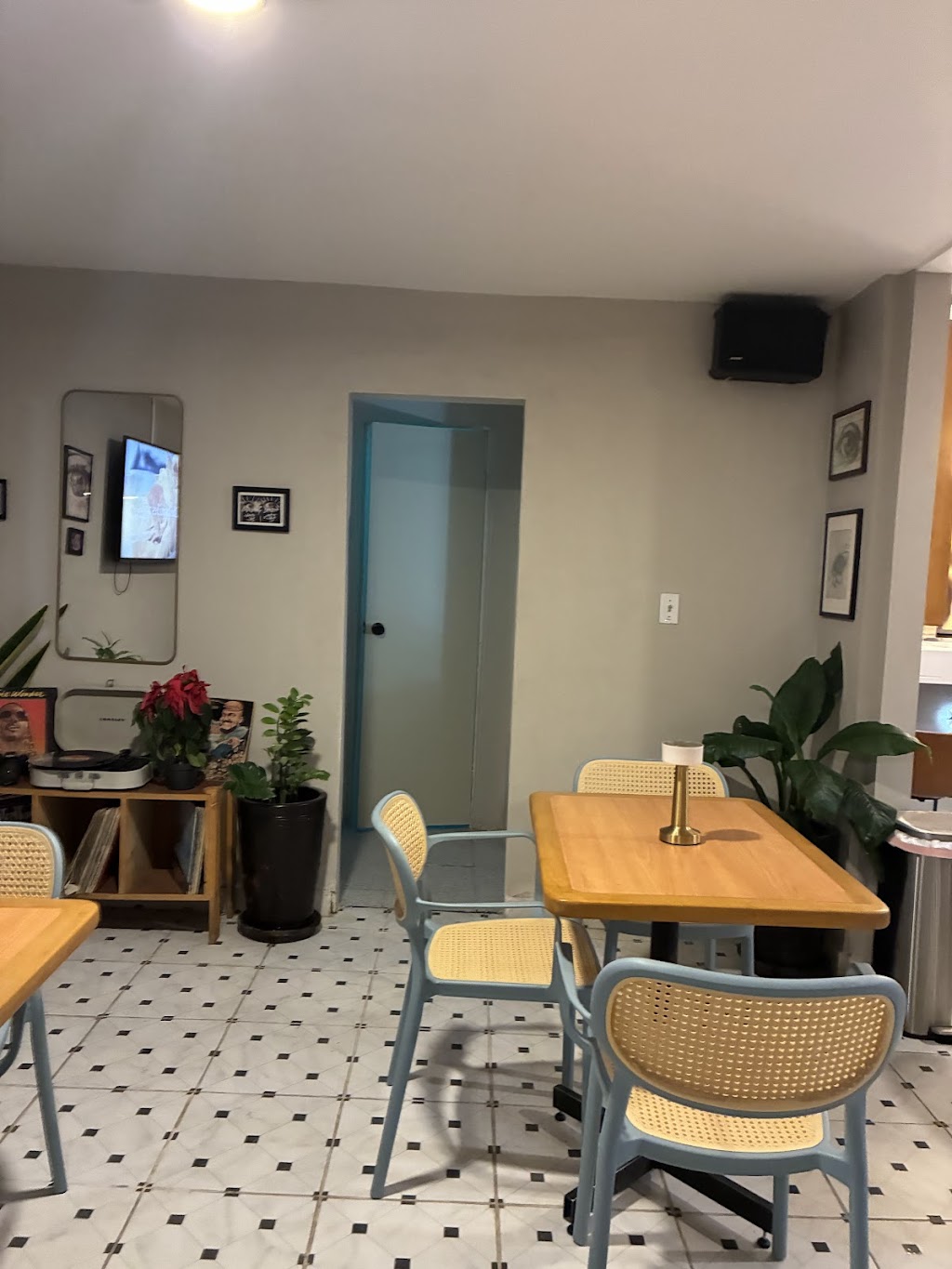 Café Ojos Claros