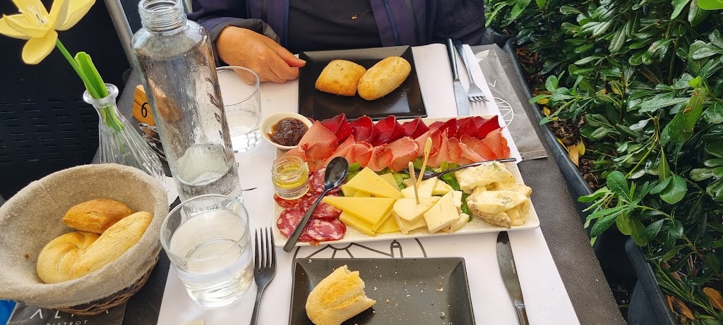 Alma Bistro, Varenna