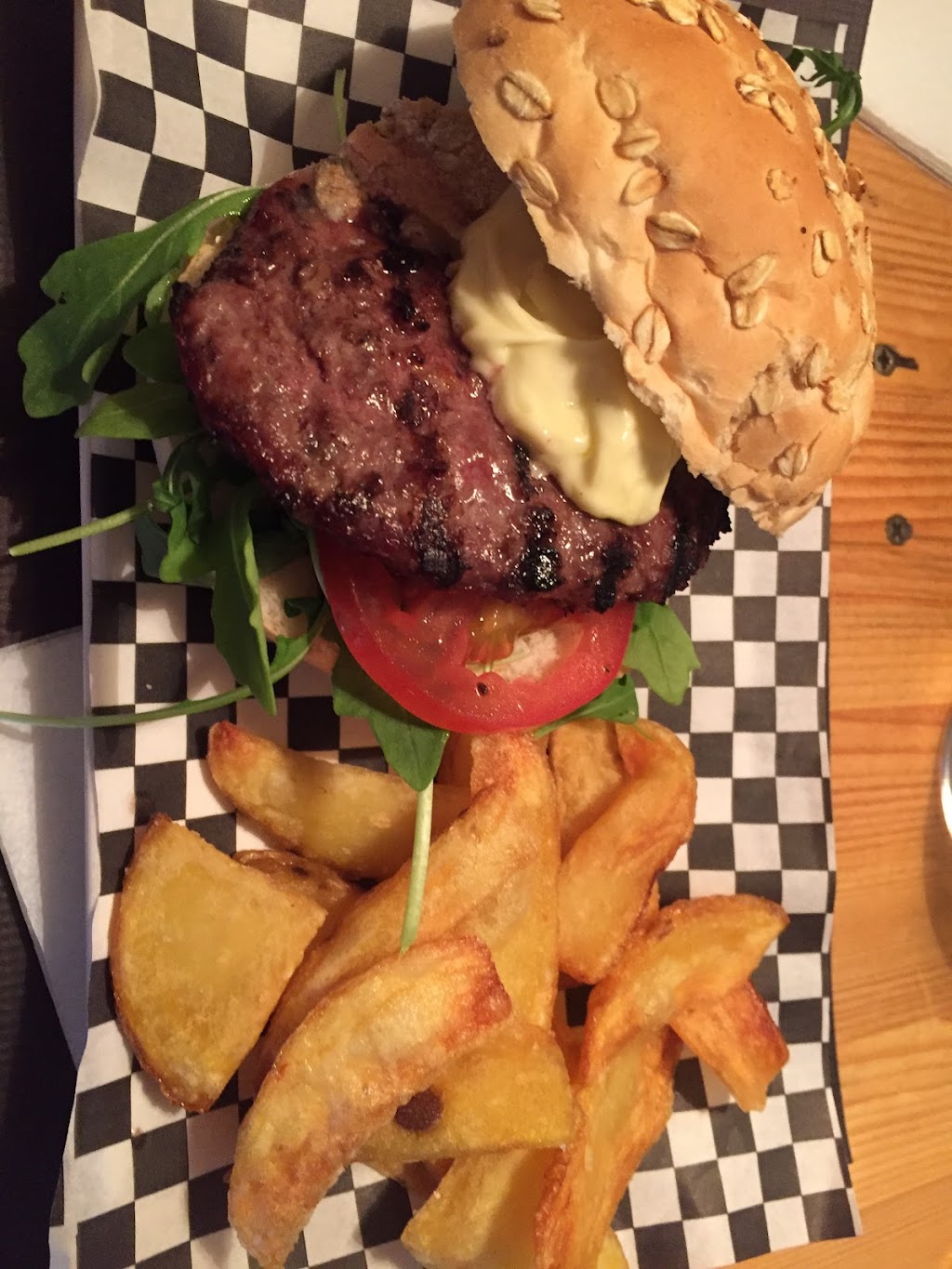 La Vespa Burguer Bar