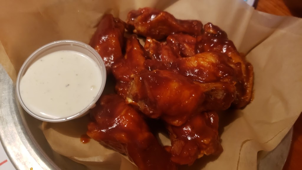 Hooters
