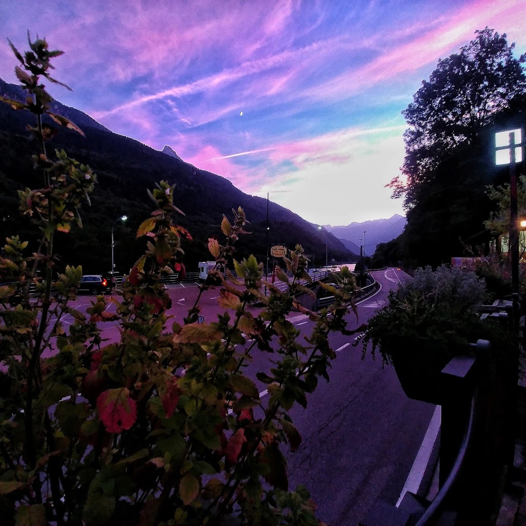 Crotto Ghiggi, Villa di Chiavenna
