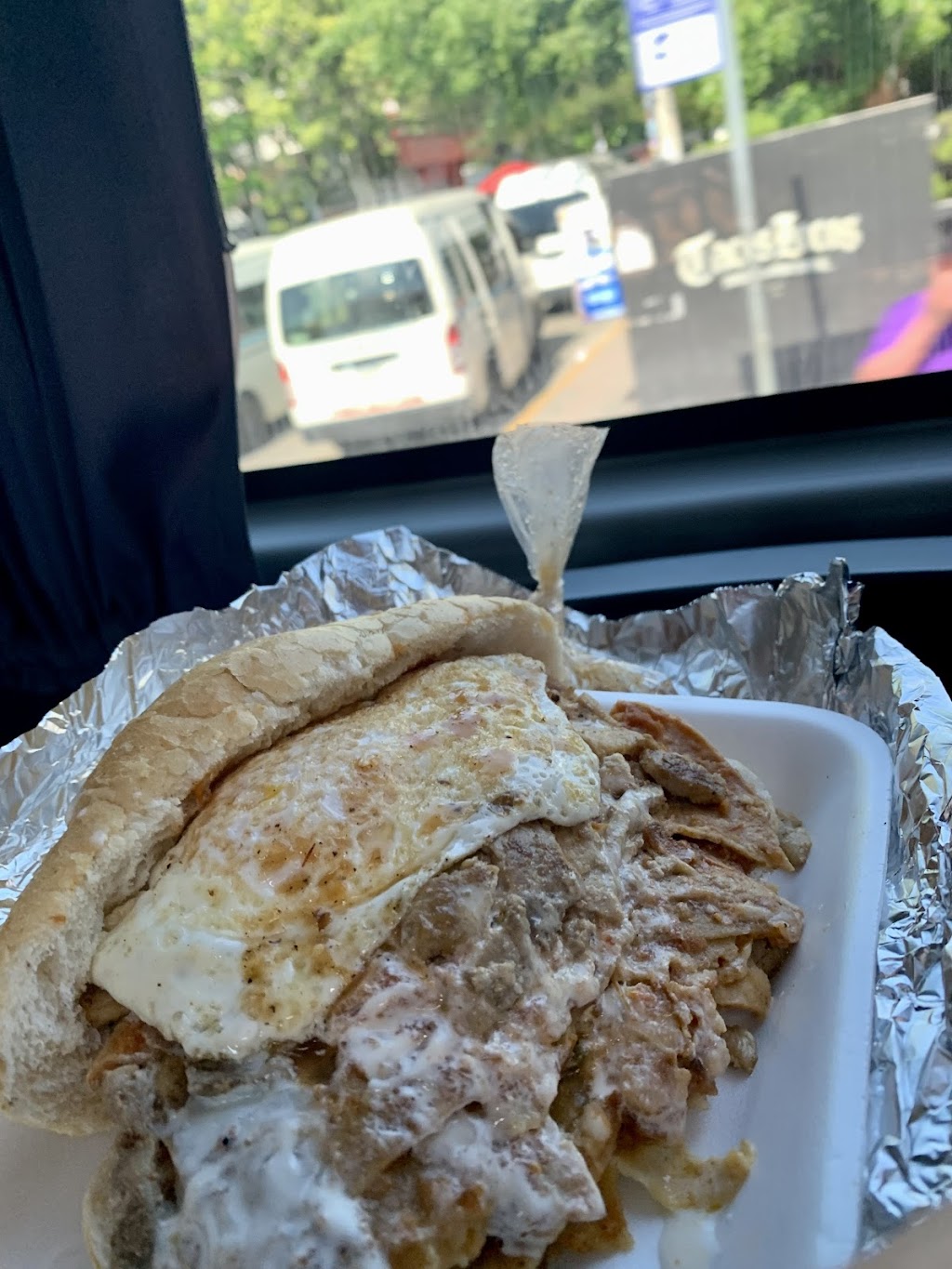 tortas de cochinita pibil