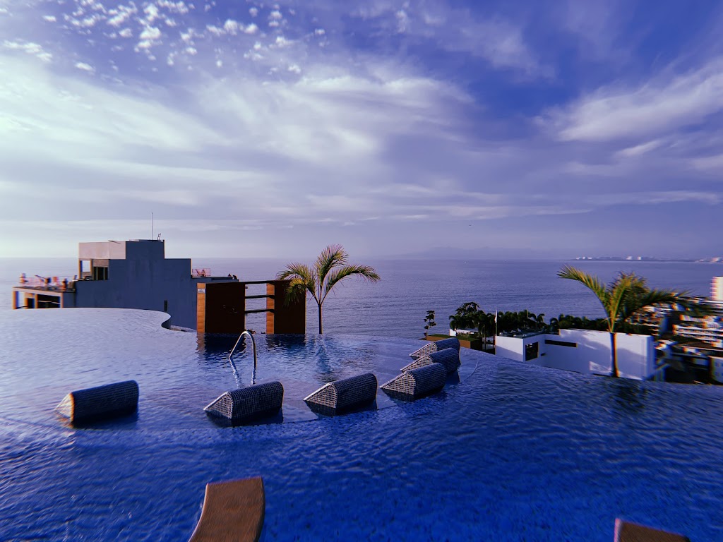 Sky Bar by Pinnacle Resorts, Lázaro Cárdenas, Mexico