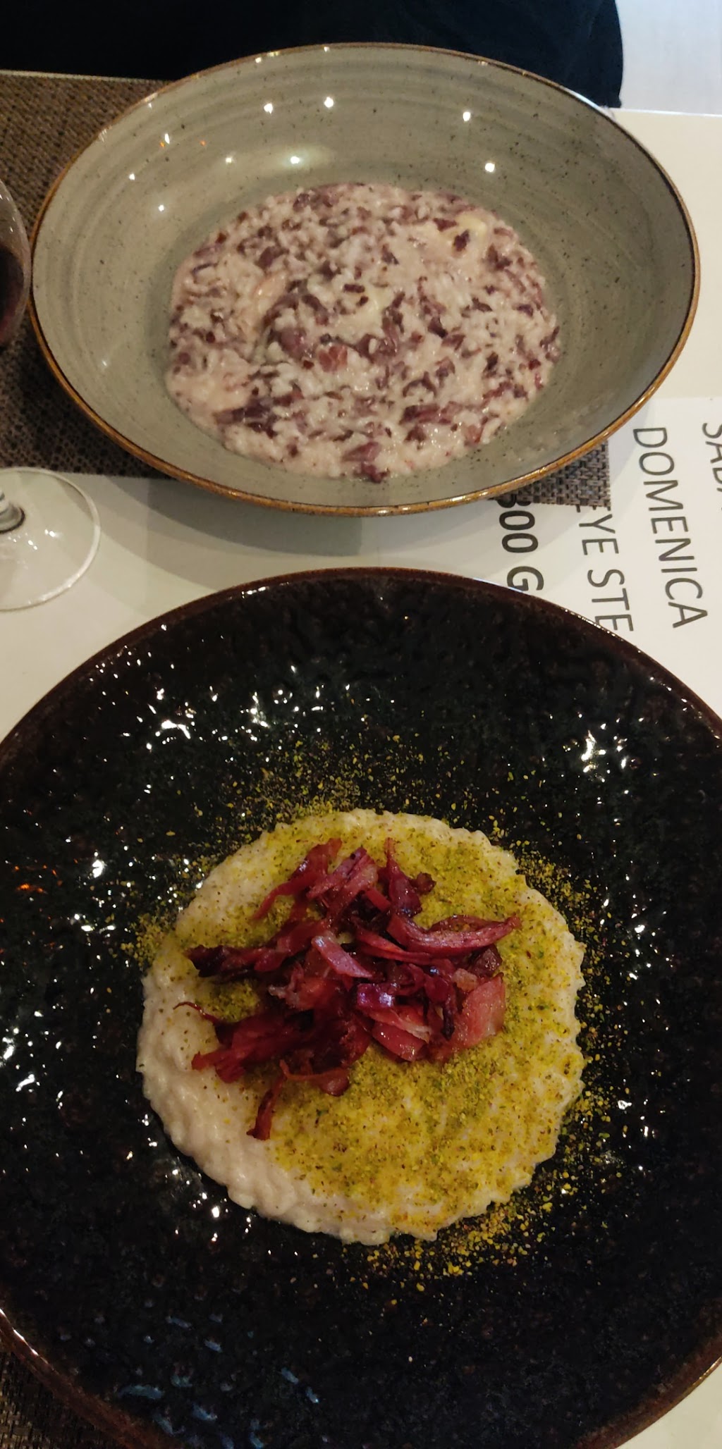Queen EnoRestaurant, Chiari