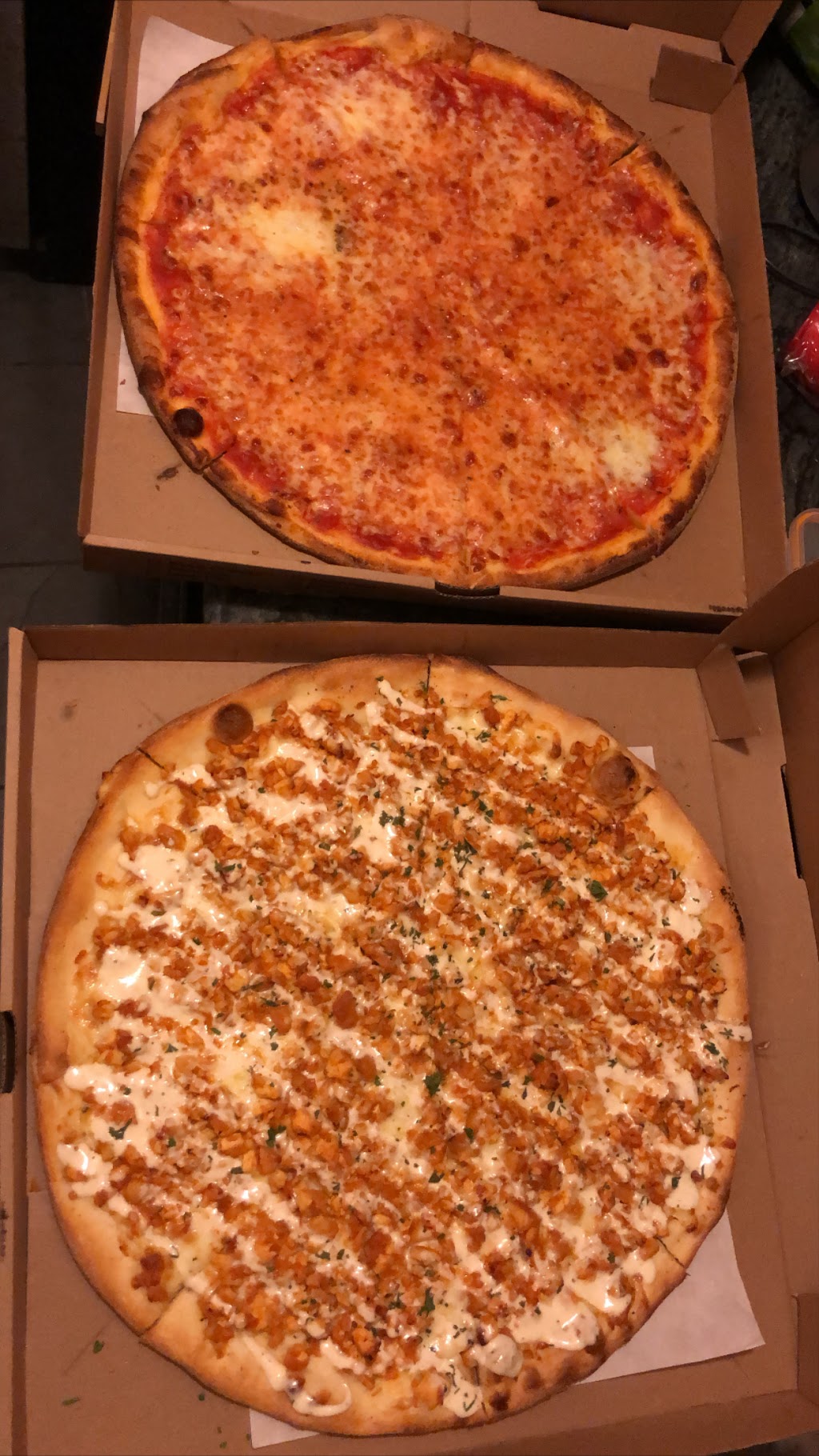 Garlic New York Pizza Bar