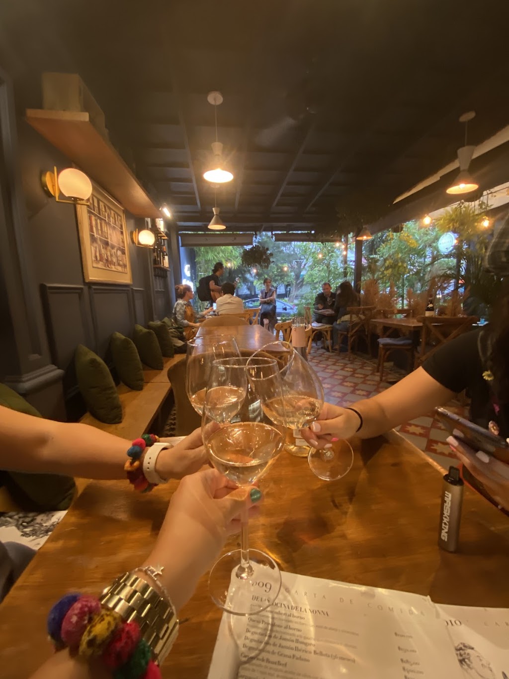 CRU Wine & Deli