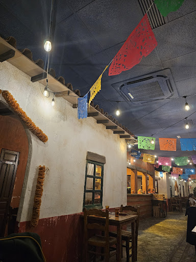 Camposanto - Restaurante Fusión Mex