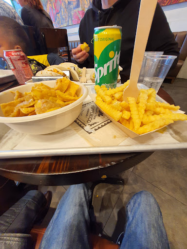 Cañas y Tapas