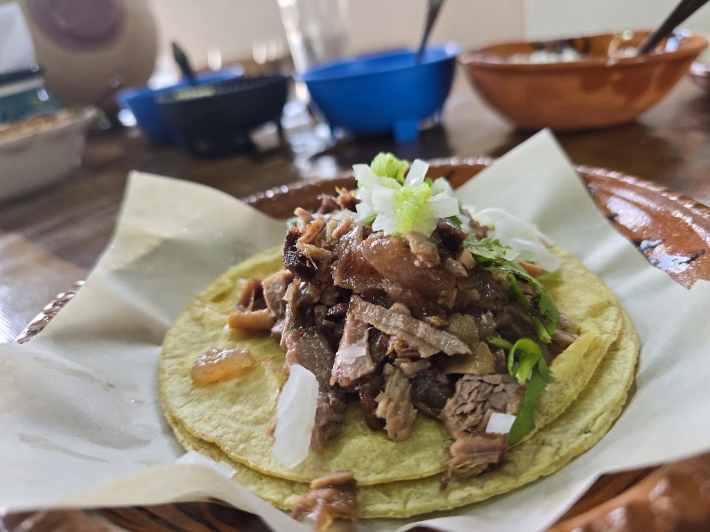 Carnitas "El Ojitos"