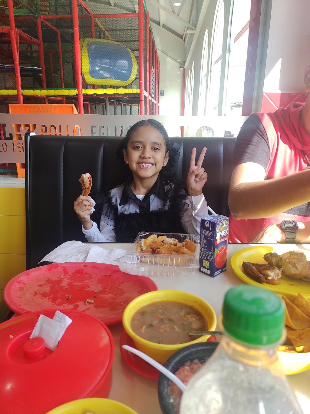 Pollo Feliz