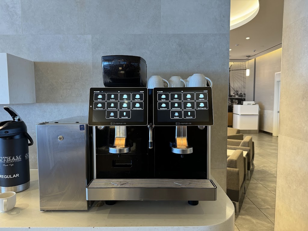 American Airlines Flagship Lounge