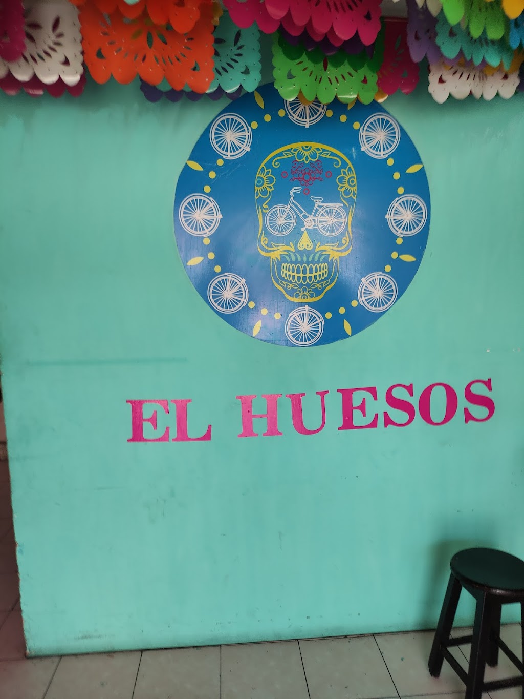 tacos de canasta "el huesos"