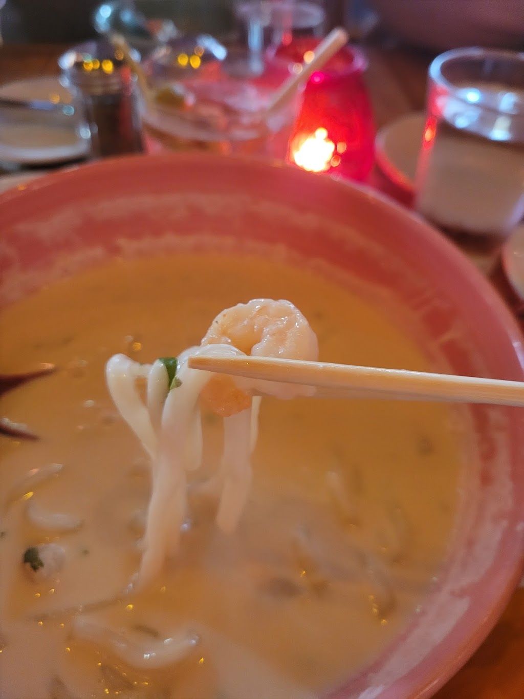 Hula's Island Grill
