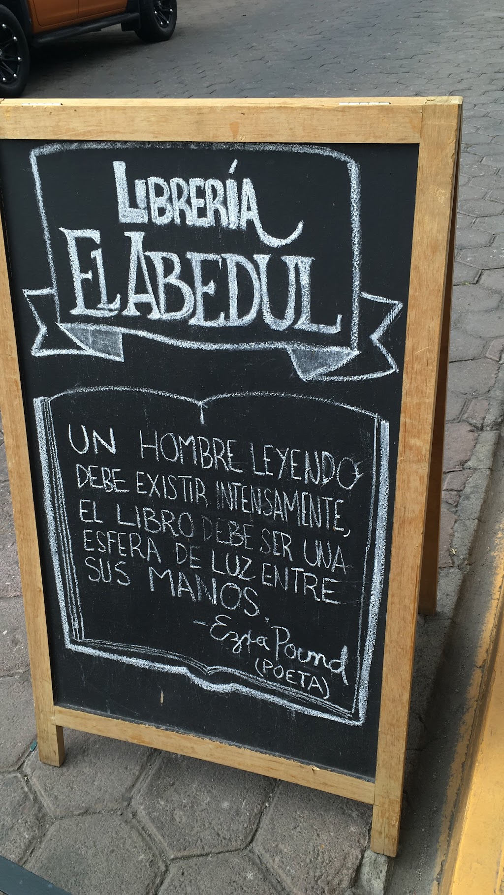 Librería El Abedul