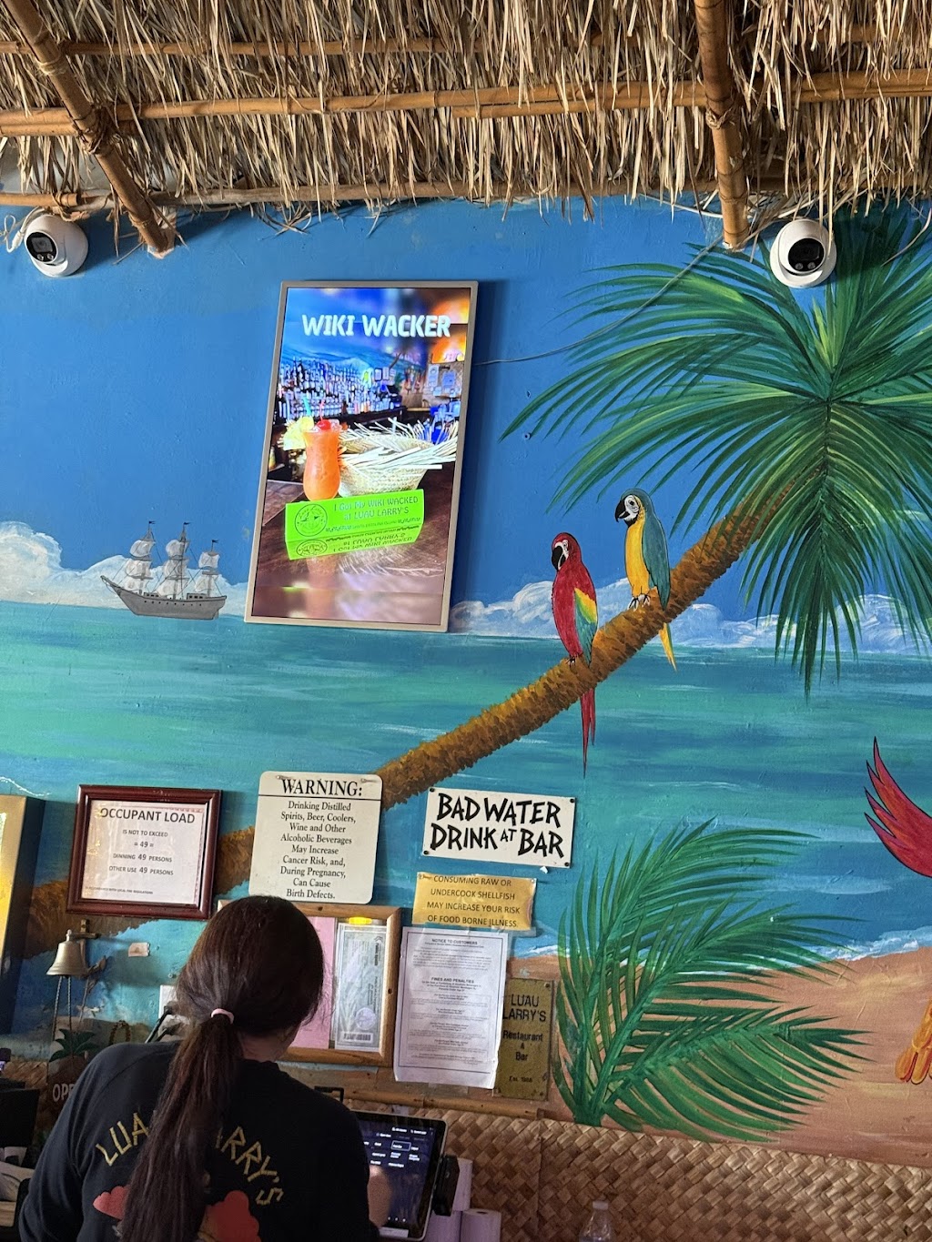 Luau Larry's
