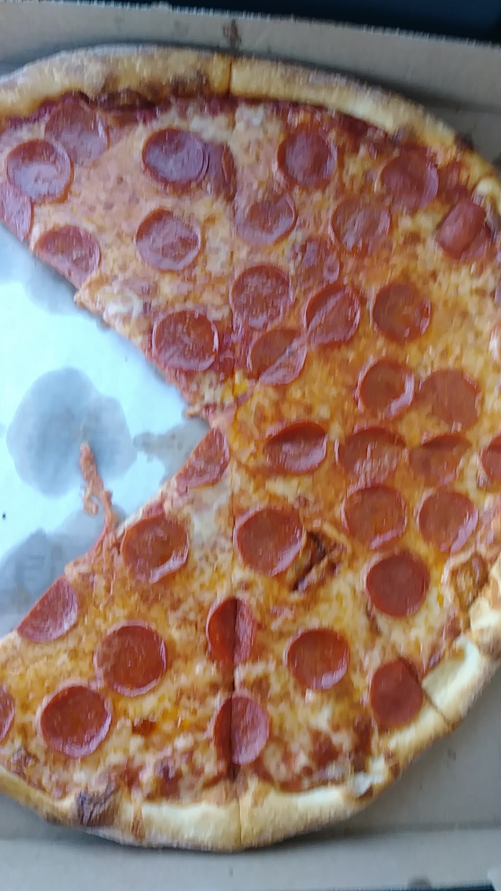 Calda Pizzeria & Restaurant, Hicksville, NY