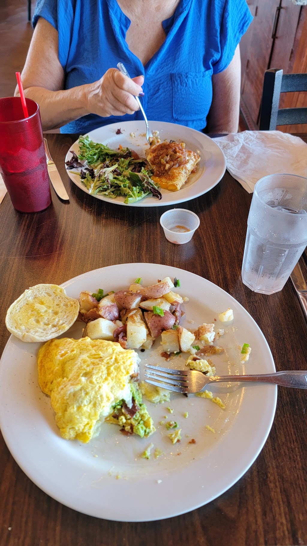 Crepes & Burgers 68