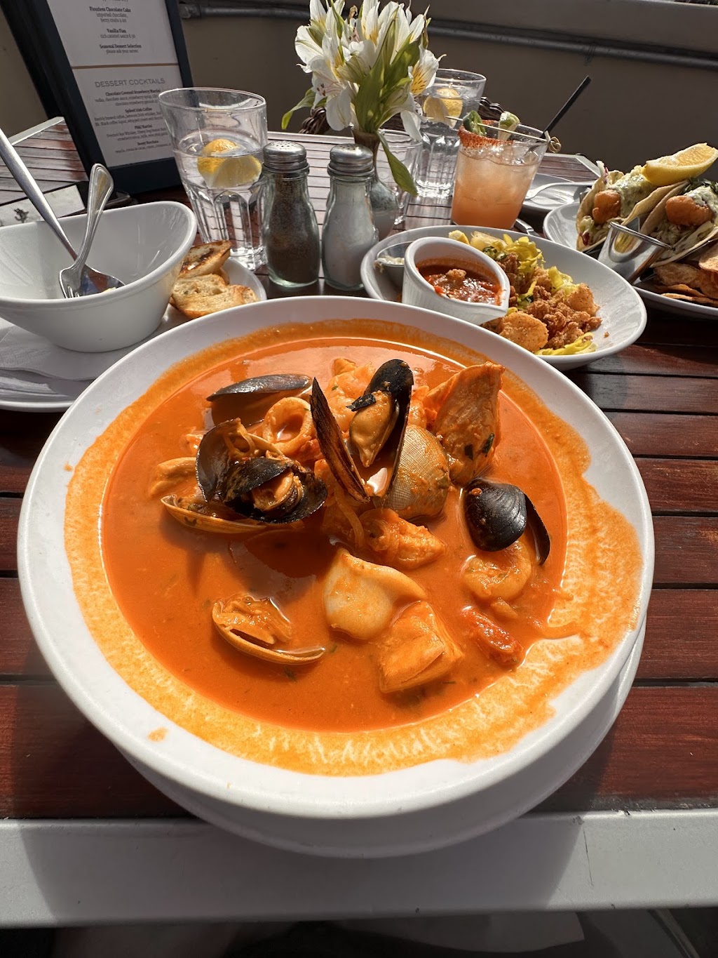 Teddy's By The Sea, Carpinteria, CA