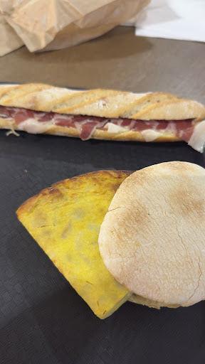 Dani's Garcia DeliBar
