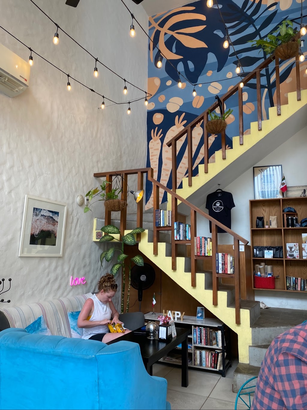 YAH-YAH Sayulita Café