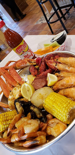 Shaking’s Seafood And Wings, Waco, TX