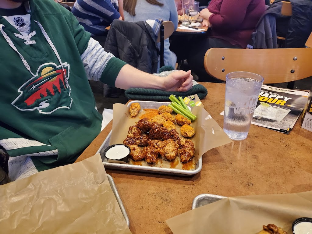 Buffalo Wild Wings, Apple Valley, CA