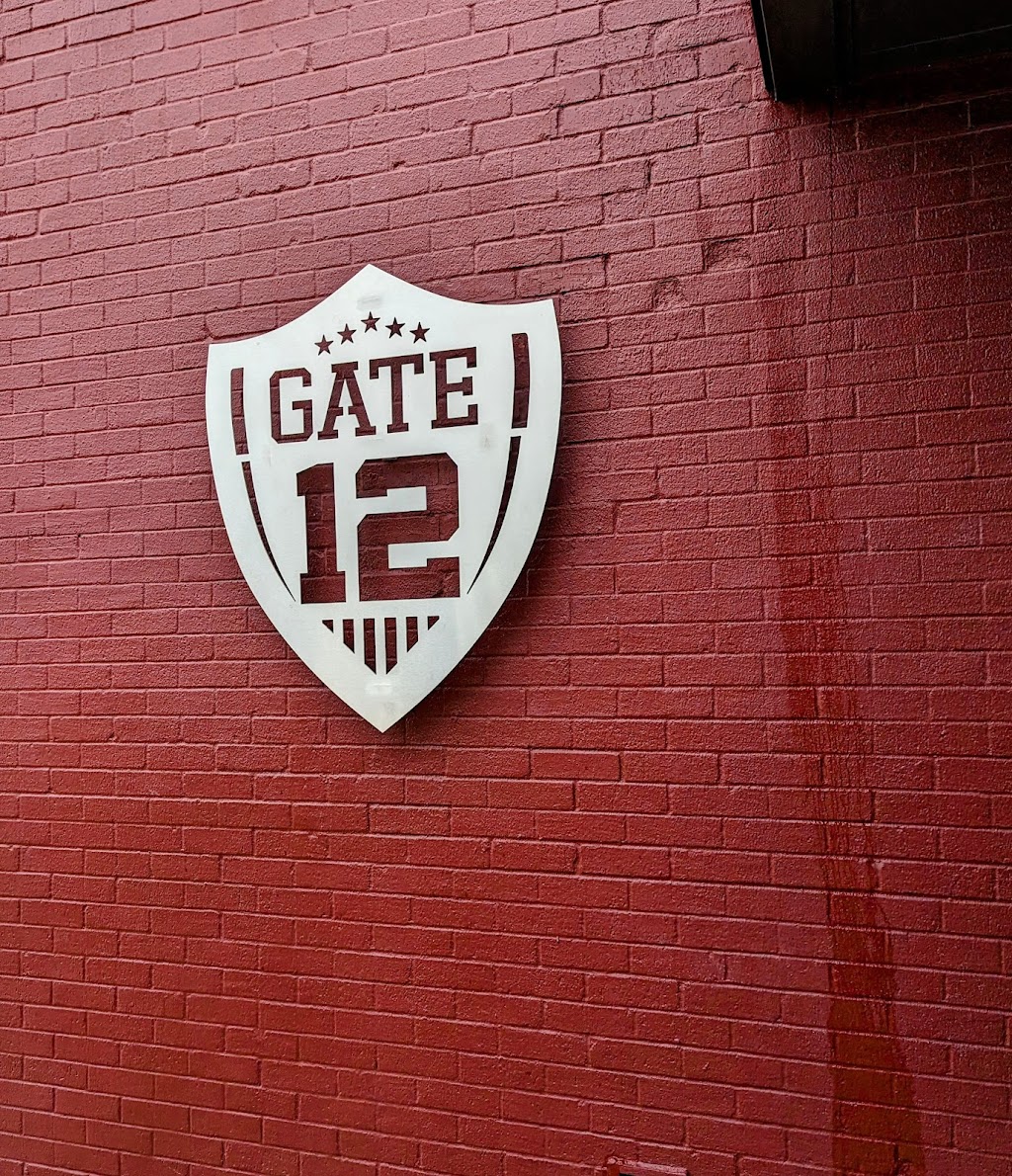 Gate 12 Bar & Grill