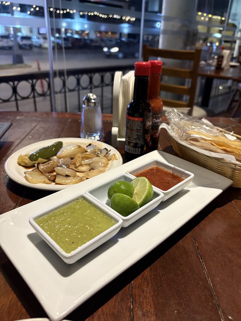 Los Arcos (seafood)