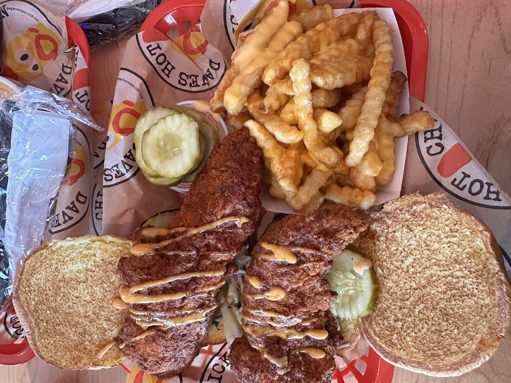 Dave's Hot Chicken, New Caney, TX
