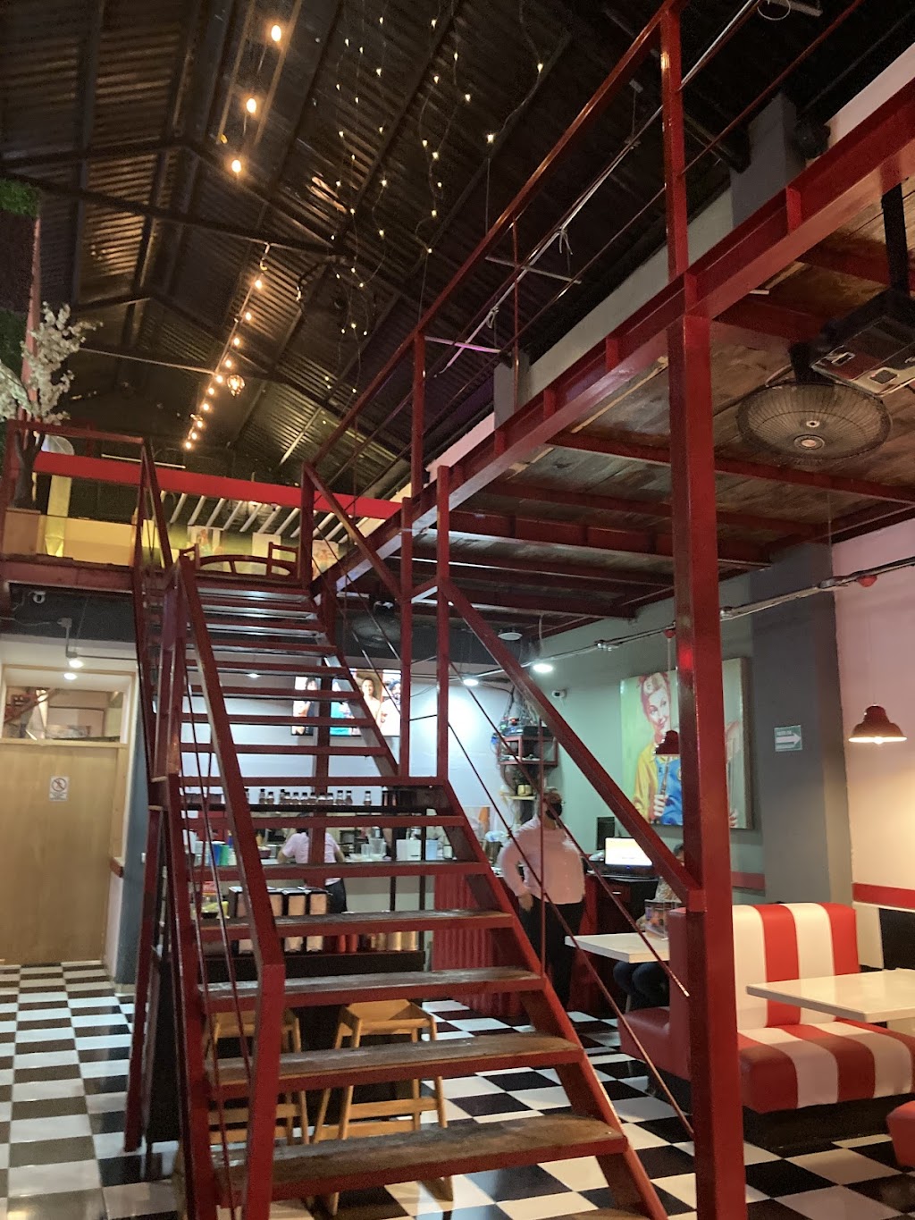 Gloria’s Cafetería