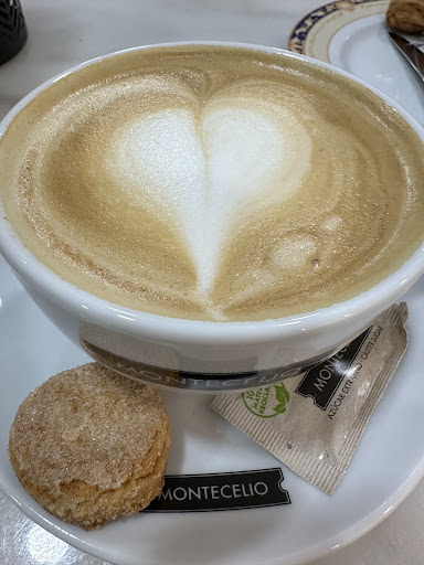 Panadería Cafetería Salazar