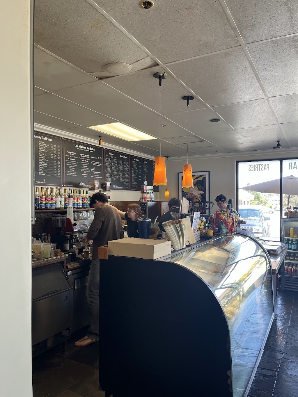 Cafe Mia