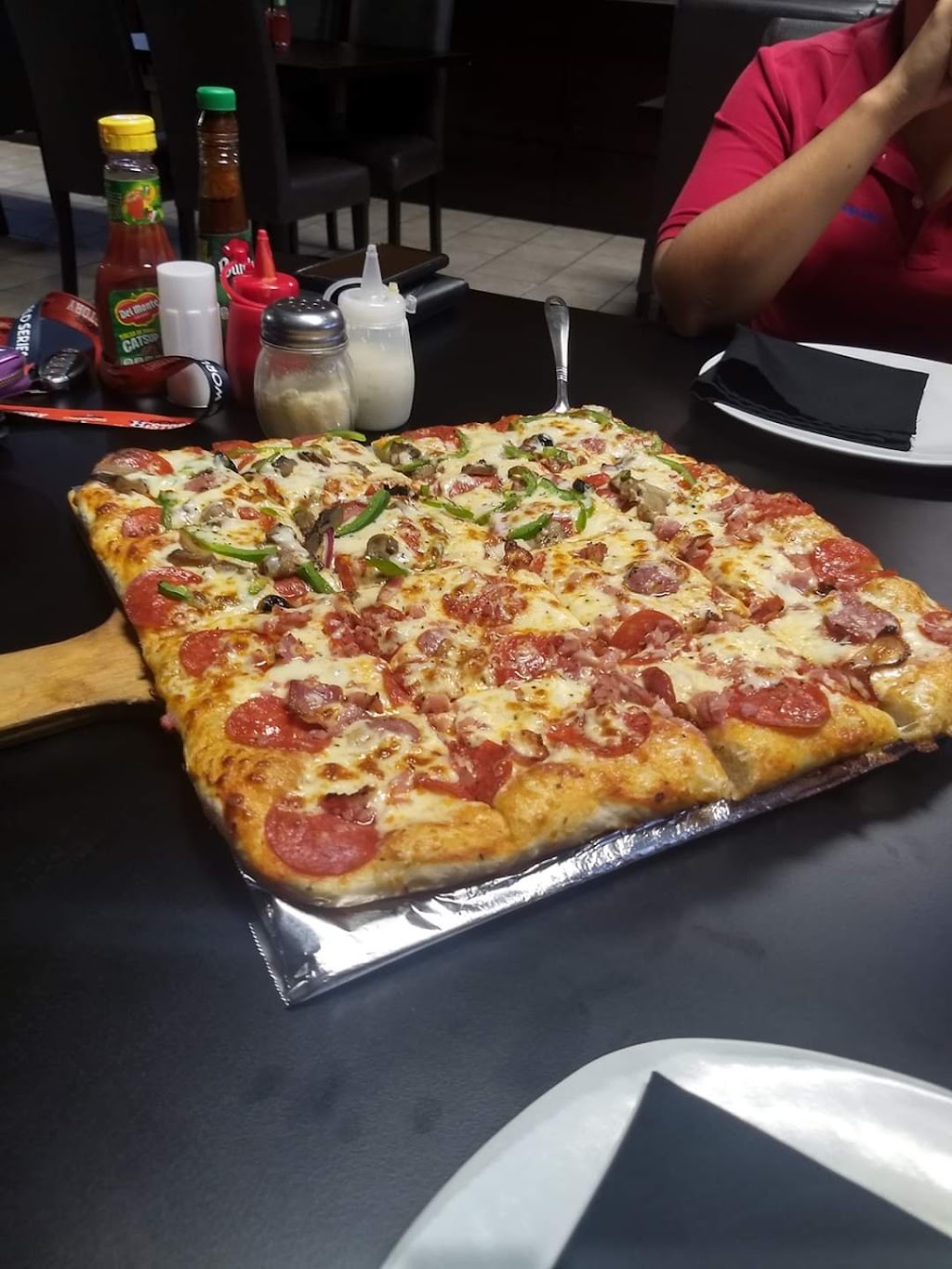Novo's Pizza