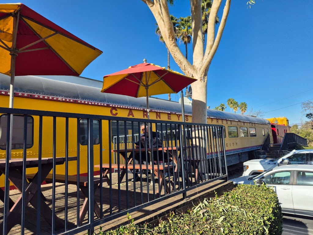 Carney's Restaurant, Studio City, CA