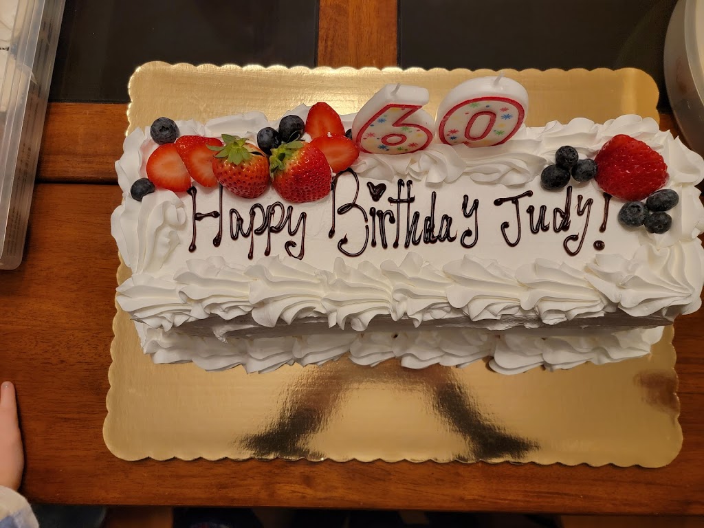 Club 86: Bagels & Cakes, Geneva, NY