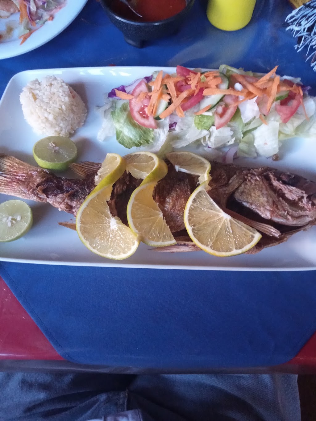 MARISCOS ''EL AMIGO''