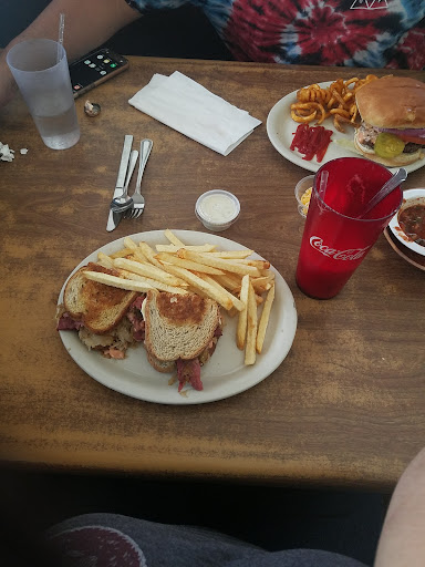 Neo's Deep Creek Drive-In