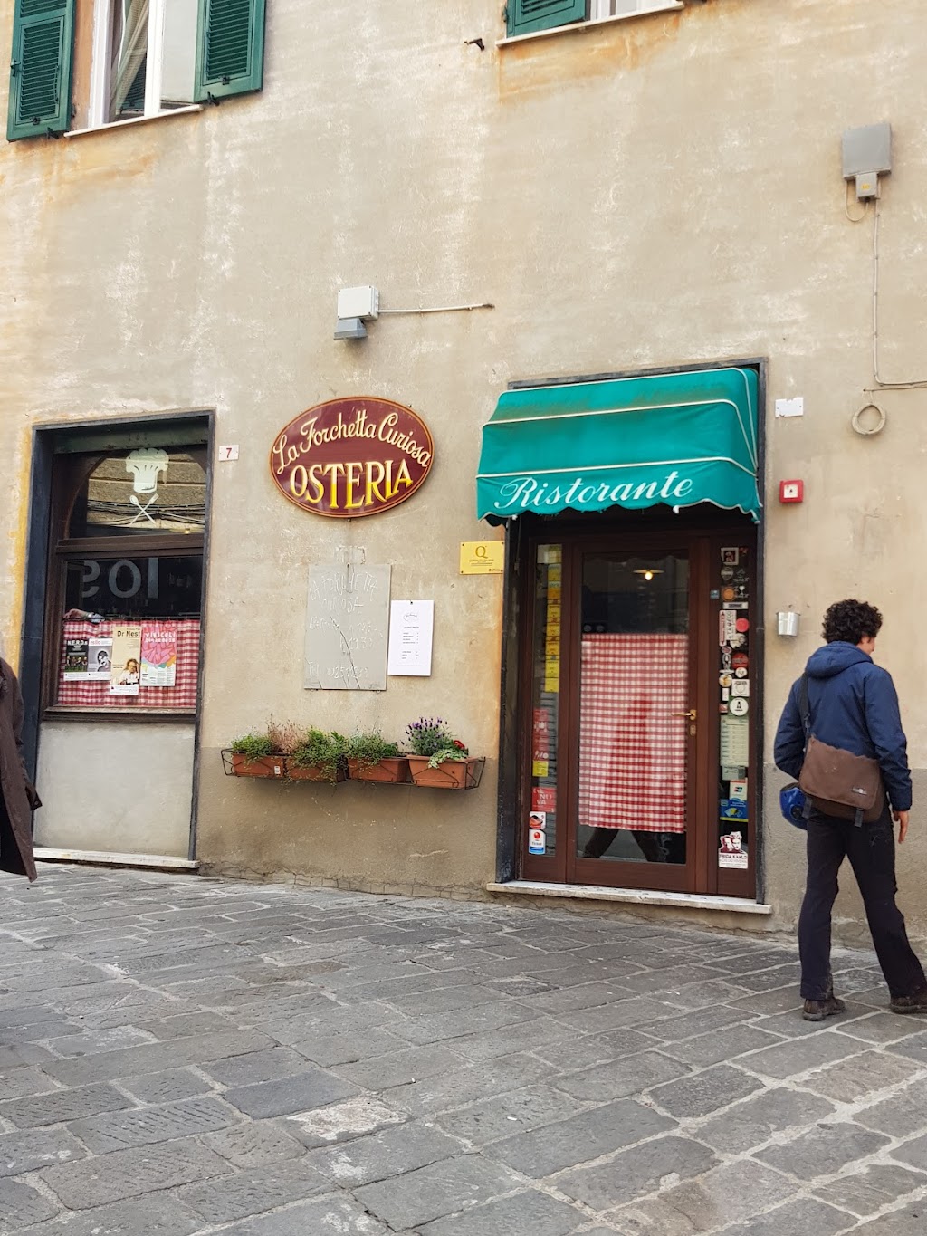 La forchetta curiosa, Stradone Sant'agostino