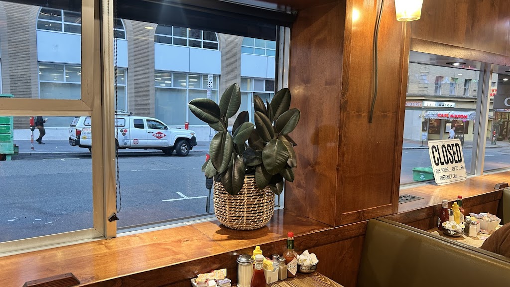 Pinecrest Diner