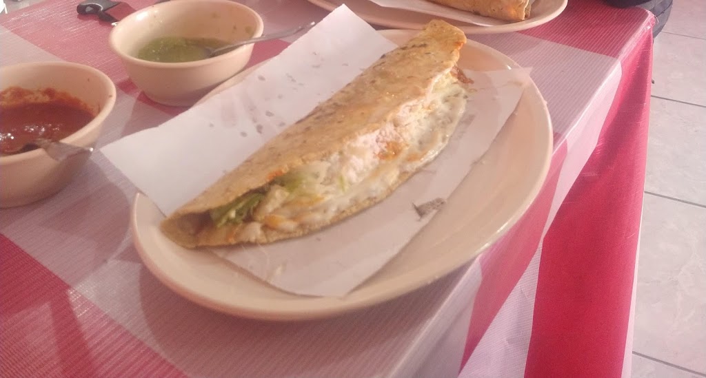 Huareches Y Tortas