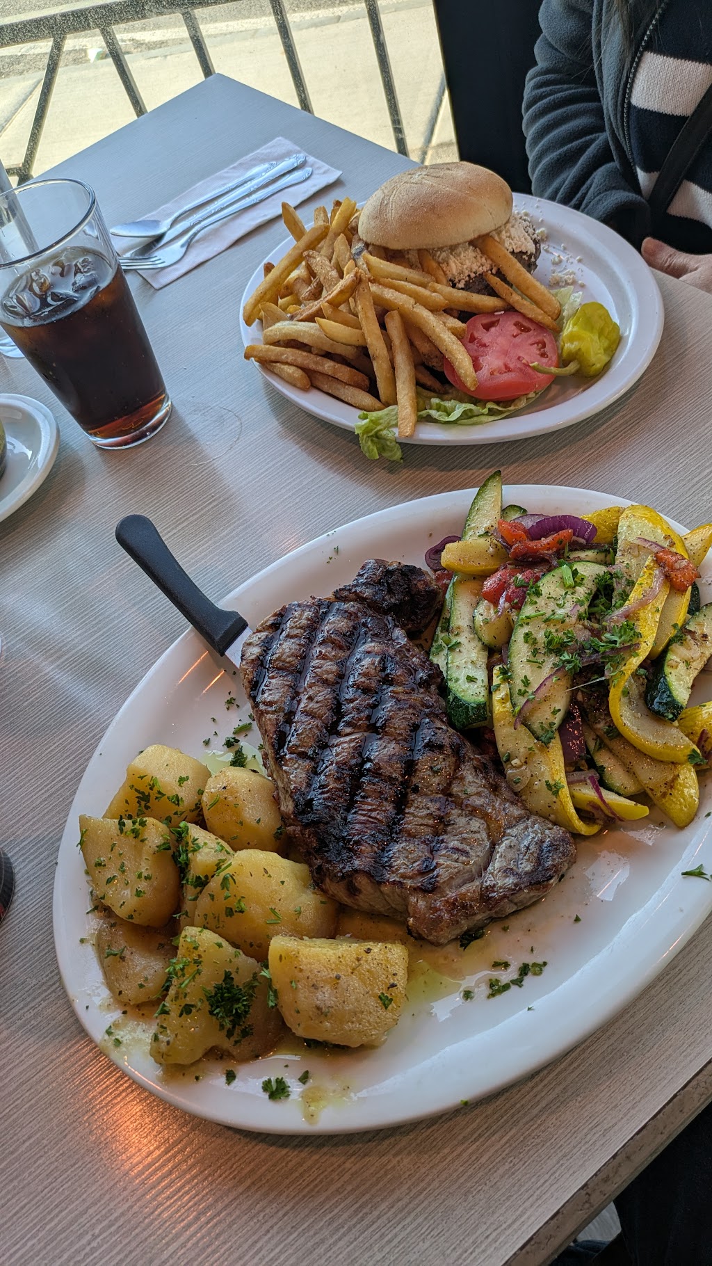 Kostas Family Restaurant