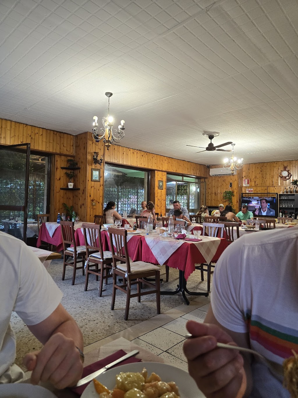 Ristorante pizzeria del lago