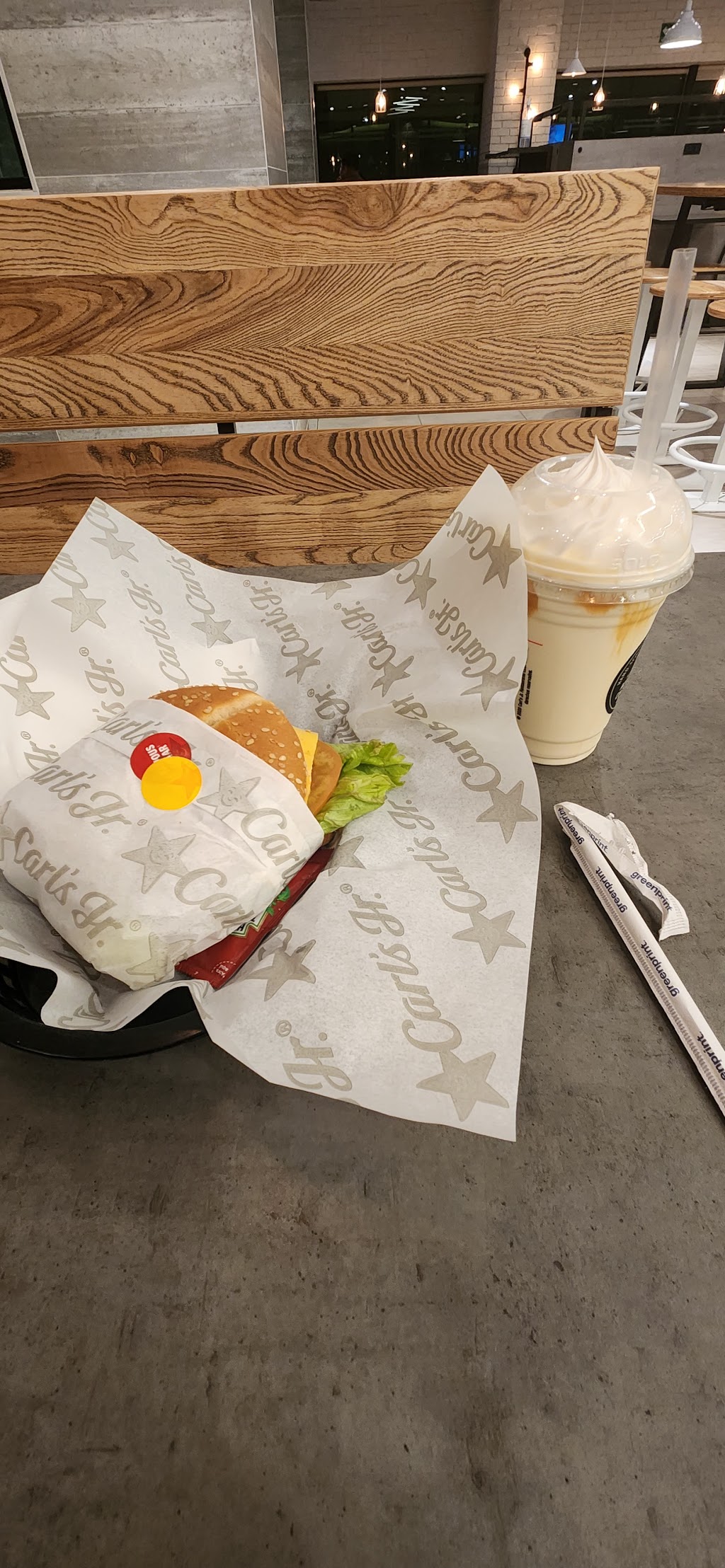 Carl's Jr.