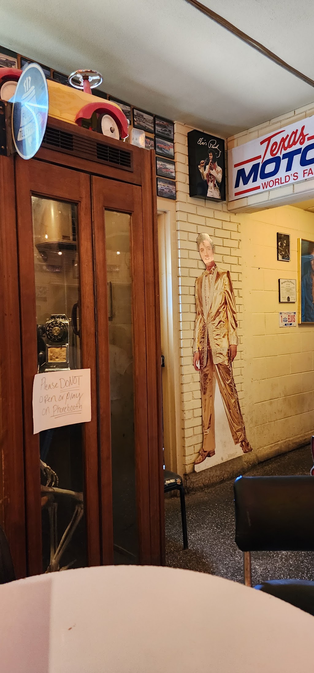 Pop's Burger Stand, Waxahachie, TX
