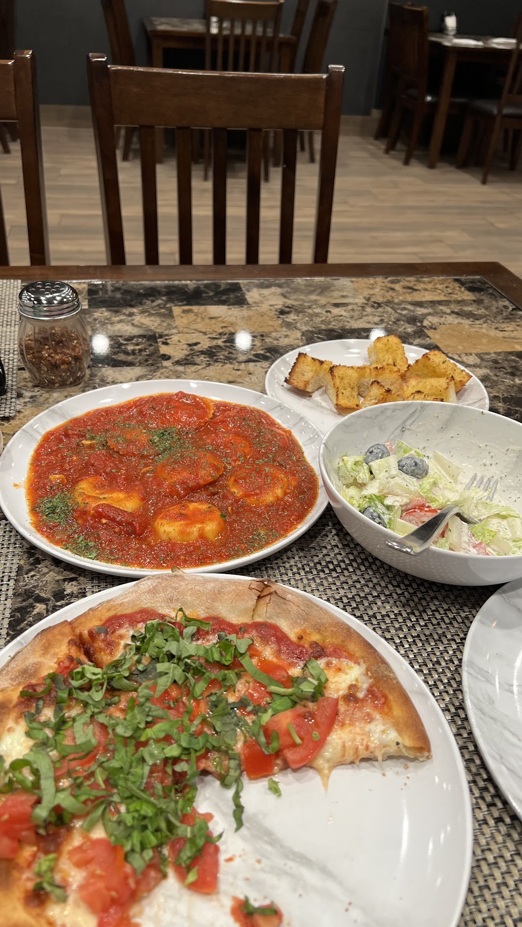 Giovanni's Pizzeria