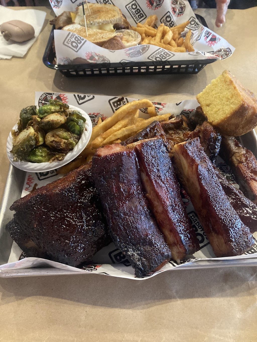 Daddy'Os BBQ & Sports Bar